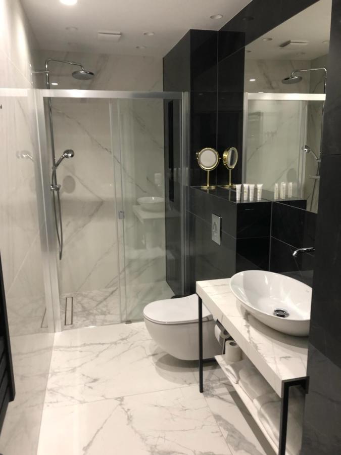 Luxury Apartments In Residence Maritime Miedzyzdroje Bagian luar foto