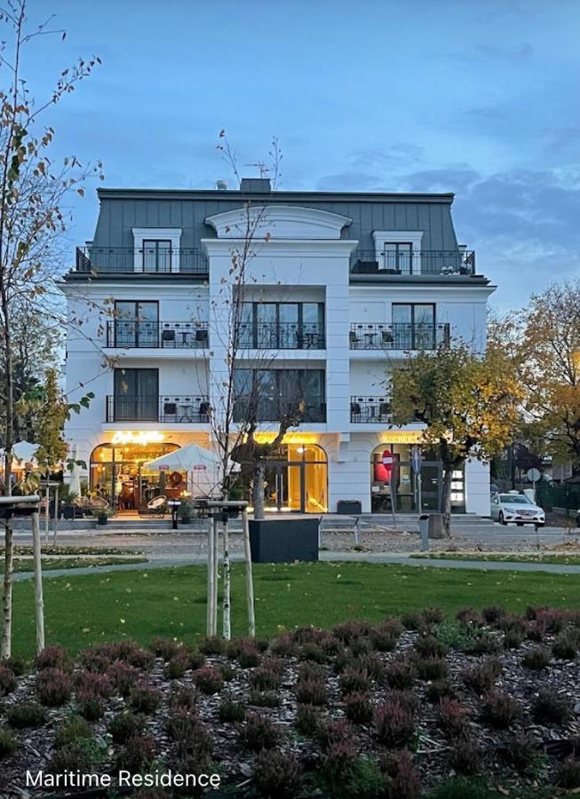 Luxury Apartments In Residence Maritime Miedzyzdroje Bagian luar foto